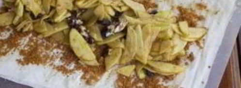 карамельный яблочный штрудель. Шаг 3