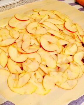 Постный штрудель с яблоками