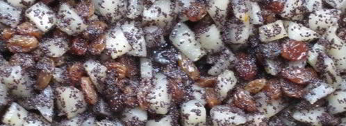 штрудель с грушами, изюмом и маком. Шаг 4