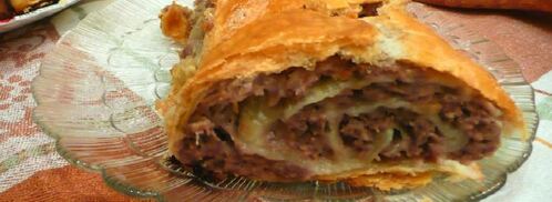 штрудель с мясом из слоеного теста. Шаг 13