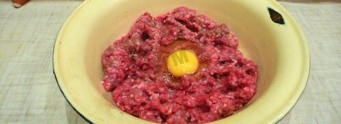 штрудель с мясом из слоеного теста. Шаг 4