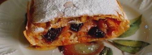 штрудель с тыквой, изюмом и вяленой вишней. Шаг 13