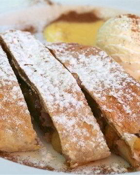 Штрудель с яблоками