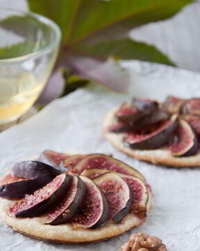 Слойки с инжиром