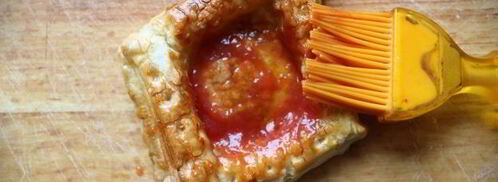 слойки с мясом dog bowl. Шаг 23