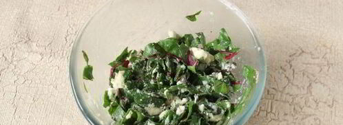 слойки с сыром и свекольными листьями. Шаг 6