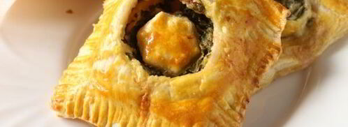 слойки с сыром и свекольными листьями. Шаг 10