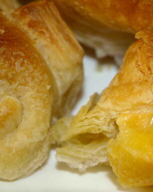 Слойки с сыром