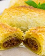 Слойки со сгущенкой