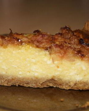 Ароматный сырник с яблоками