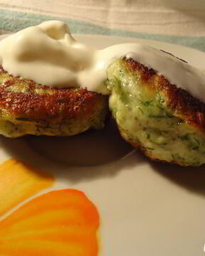 Соленые сырники с брынзой