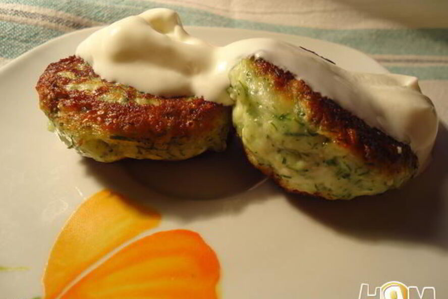 Рецепт соленых сырников с брынзой