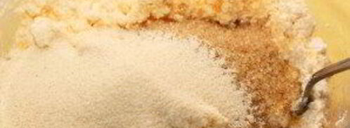 сырники из творога с манкой. Шаг 2