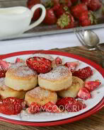 Сырники из творожной массы с изюмом