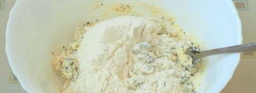 сырники с маком в духовке. Шаг 3