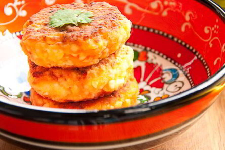 Рецепт сырников с морковью, кумином и кориандром