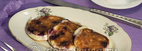 сырники со смородиной. Шаг 7