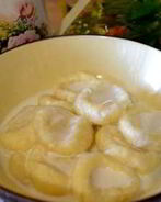 Вареные сырники из творога