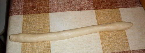 сдобное дрожжевое тесто и булочки. Шаг 5