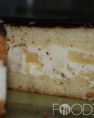 Бисквитный торт с творожным кремом