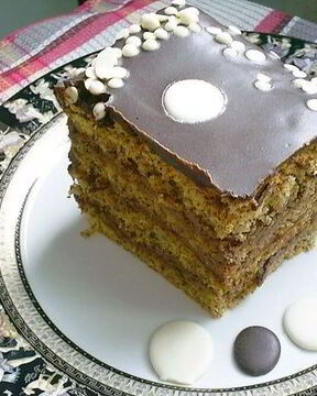 Орехово-шоколадный торт