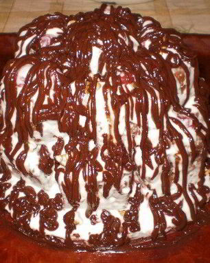 Шоколадно-вишневый торт Панчо