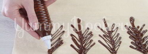 шоколадный праздничный новогодний торт. Шаг 4