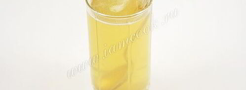 торт бисквитный с фруктами, желе и йогуртом. Шаг 10