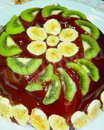 Торт из пряников, бананов, сметаны без выпечки