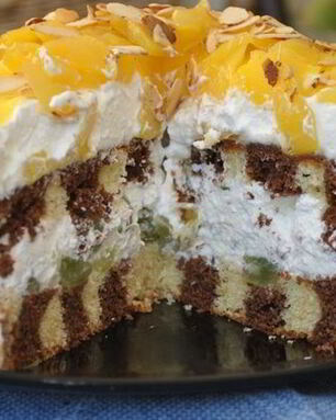 Торт Парадиз с манго и виноградом