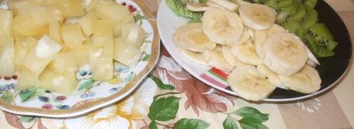 торт с фруктами без выпечки на коржах. Шаг 2