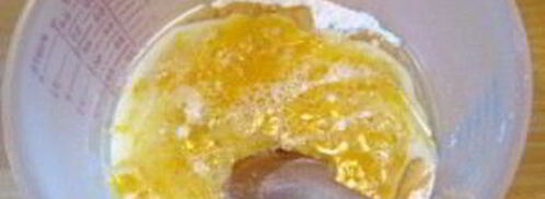 тесто на вафли в вафельнице. Шаг 3