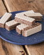 Вафли с вареной сгущенкой