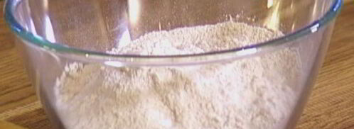 вафли с ягодами, медом и взбитыми сливками. Шаг 2