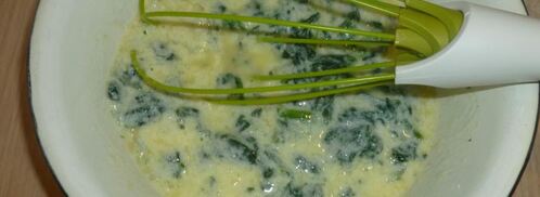 вафли со шпинатом, сыром и семгой. Шаг 2