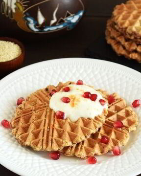 Закусочные вафли с аджикой