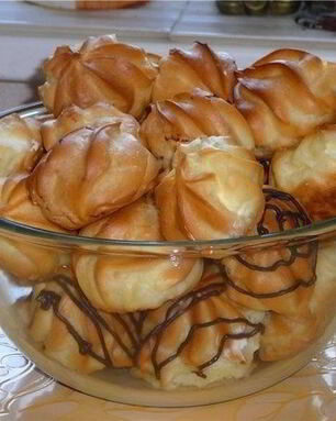 Профитроли с заварным кремом