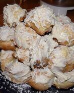 Торт Башня из профитролей