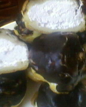 Эклеры с бананово-йогуртовым кремом