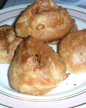 Эклеры со сгущенкой