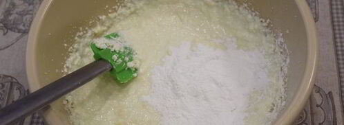 творожная запеканка в банке за 15 минут. Шаг 3