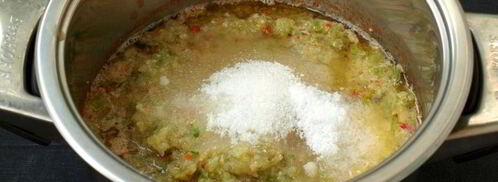 аджика из зеленых помидоров. Шаг 3