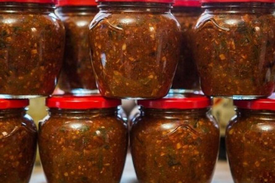 Рецепт кавказской аджики на зиму