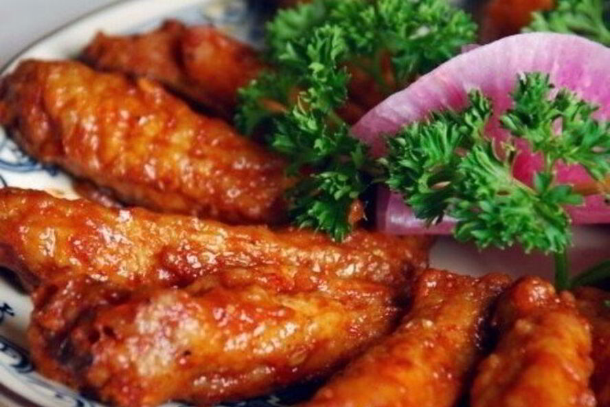 Рецепт куриных крылышек с аджикой в мультиварке