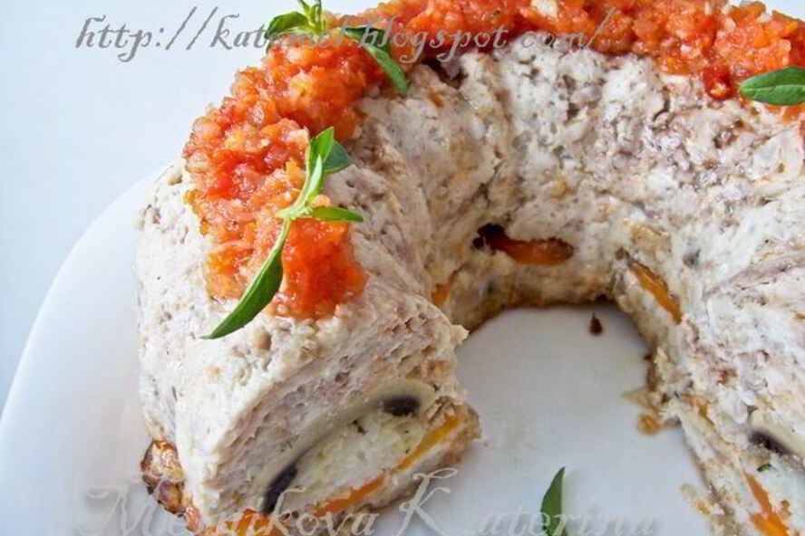 Рецепт мясной короны с соусом-аджикой