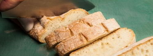 кростини с джемом и горгонзоллой. Шаг 2