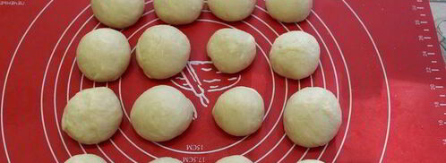 ванильные сдобные булочки с джемом. Шаг 8