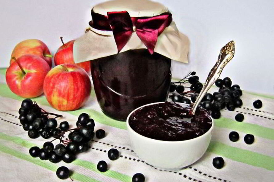 Рецепт яблочного джема с черноплодной рябиной