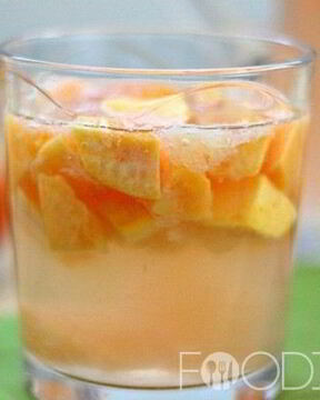 Компот из персиков