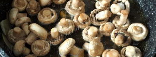 быстрые маринованные шампиньоны. Шаг 6